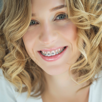 M. Derek Davis, DDS | Dentures, Dental Cleanings and Ceramic Crowns